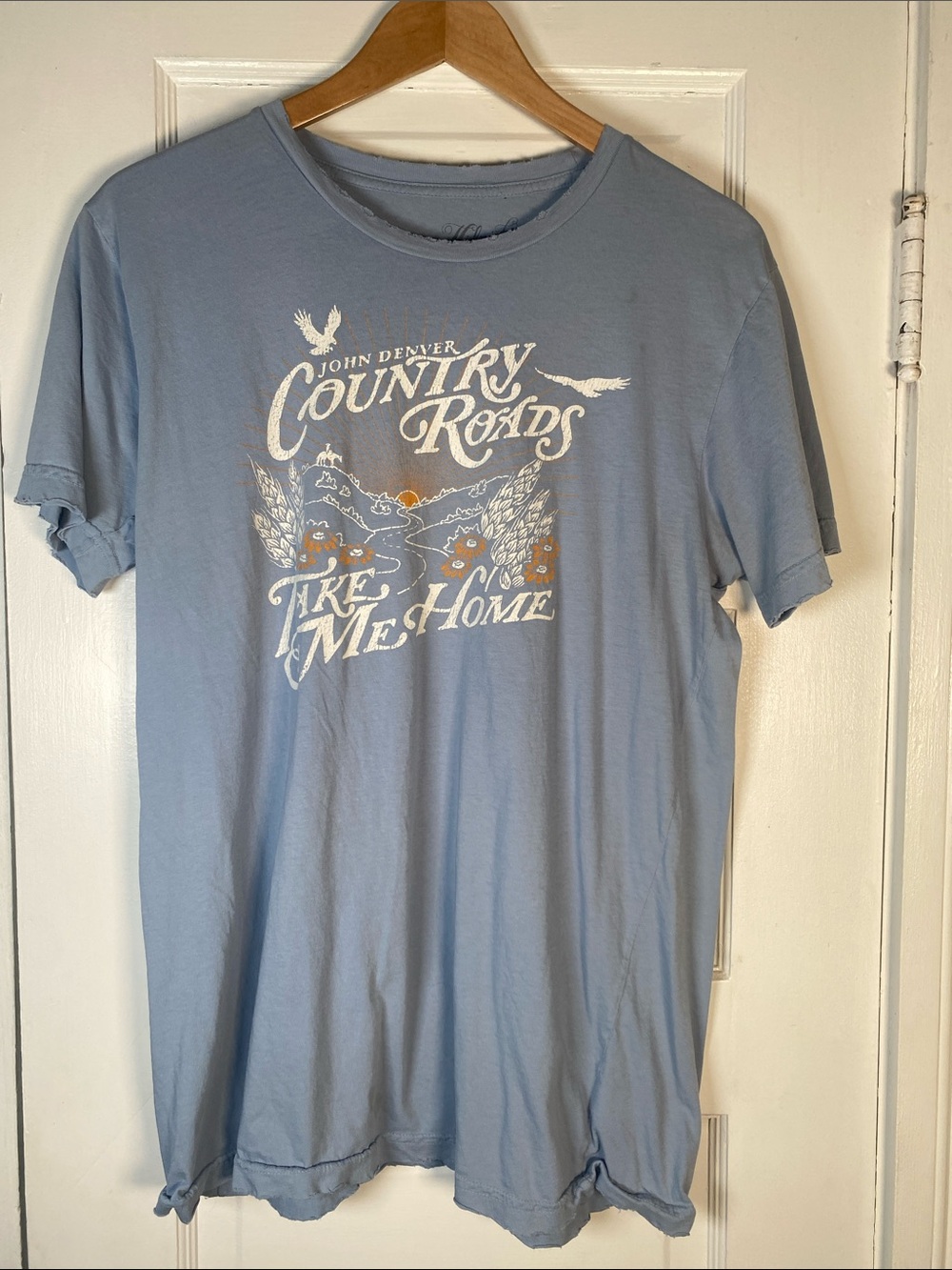 Free people midnight rider Country Roads' Graphic Tee Light Blue distressed m